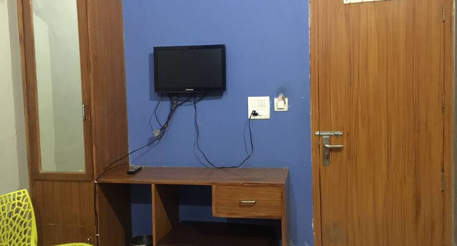 Hotel Holiday, Nainital 5